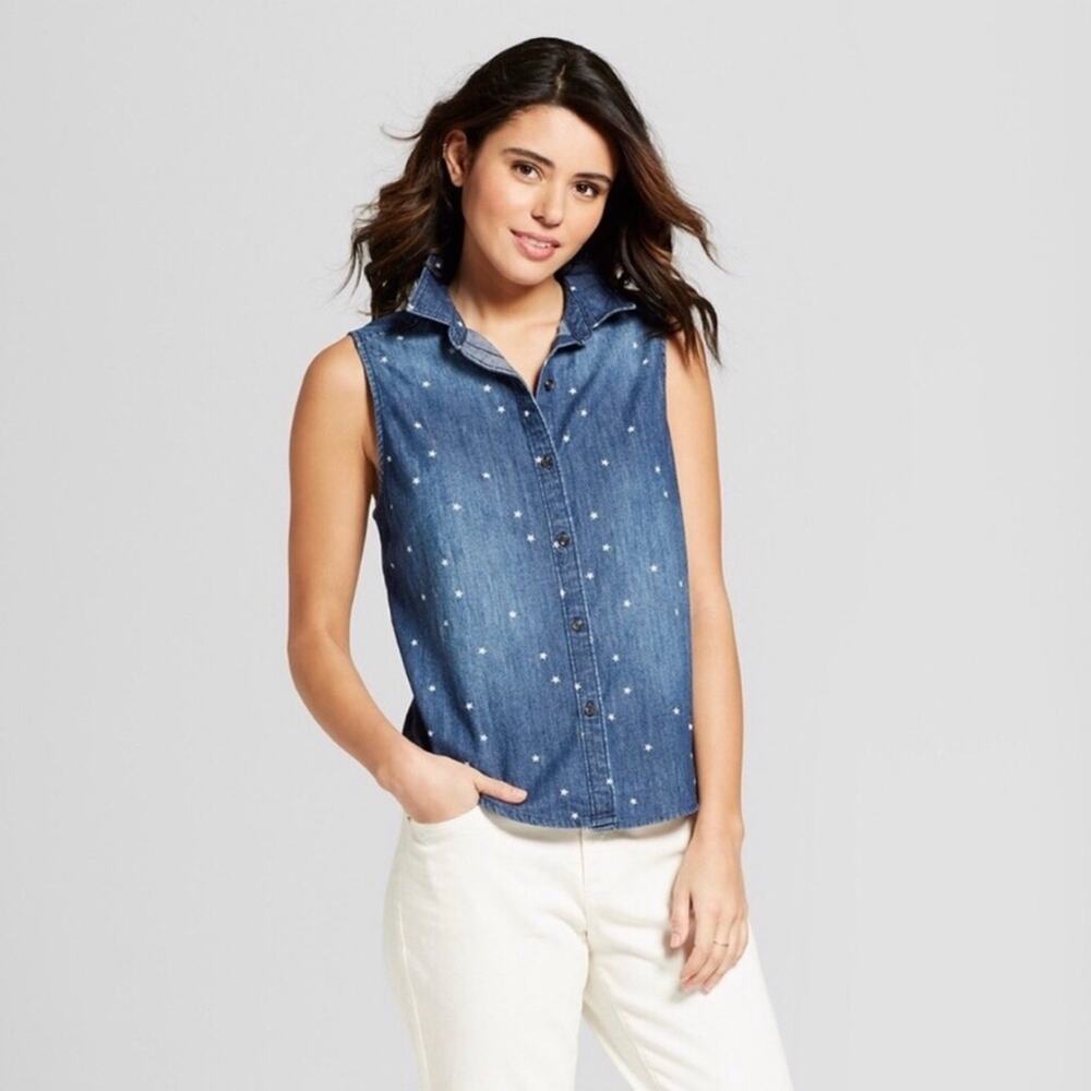 NEW Universal Thread SZ S Star Denim Chambray Button Tank Top Holiday Patriotic